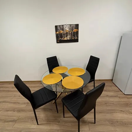 Veľký Rodinný V Srdci Mesta Apartamento *
