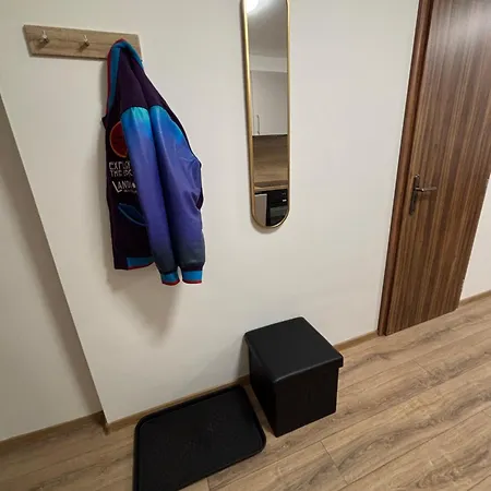 Veľký Rodinný V Srdci Mesta Apartamento